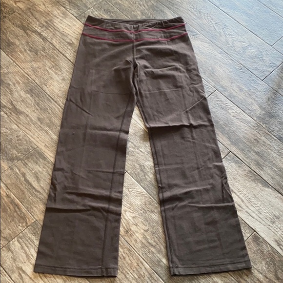 Old Navy Pants - Old navy yoga pants